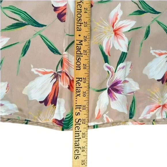 Lush Dress Women's Halter Tan Floral Fit & Flare Polyester Blend Size Small - Picture 9 of 9